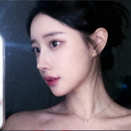 ෆ은이서ෆ（sssyy00）