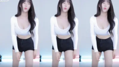 백하얀（sikk777）231226