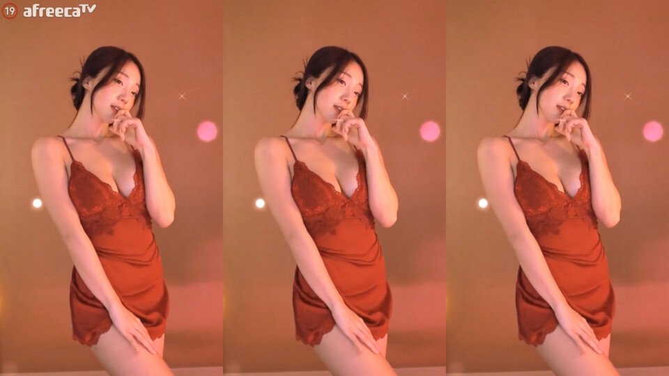 유니나♥（dlsgk1763）섹시의상 빨간 잠옷