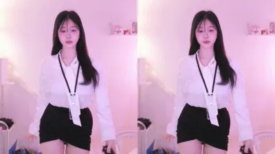 유월ෆ（yourare）250126