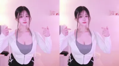 유월ෆ（yourare）250209