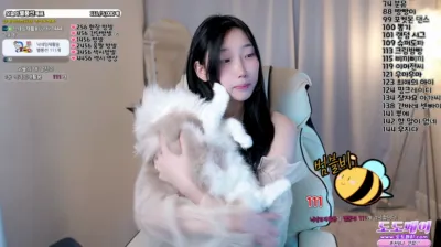 이로♥（akikxxo）250119