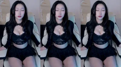 이로♥（akikxxo）250208