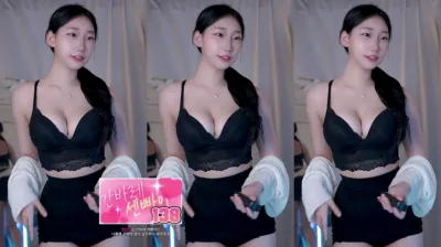 이로♥（akikxxo）250226