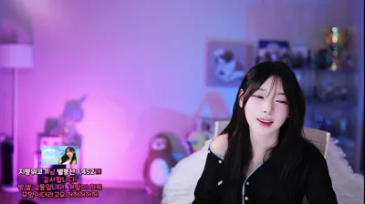 지붕위소희（thwl9386）251007