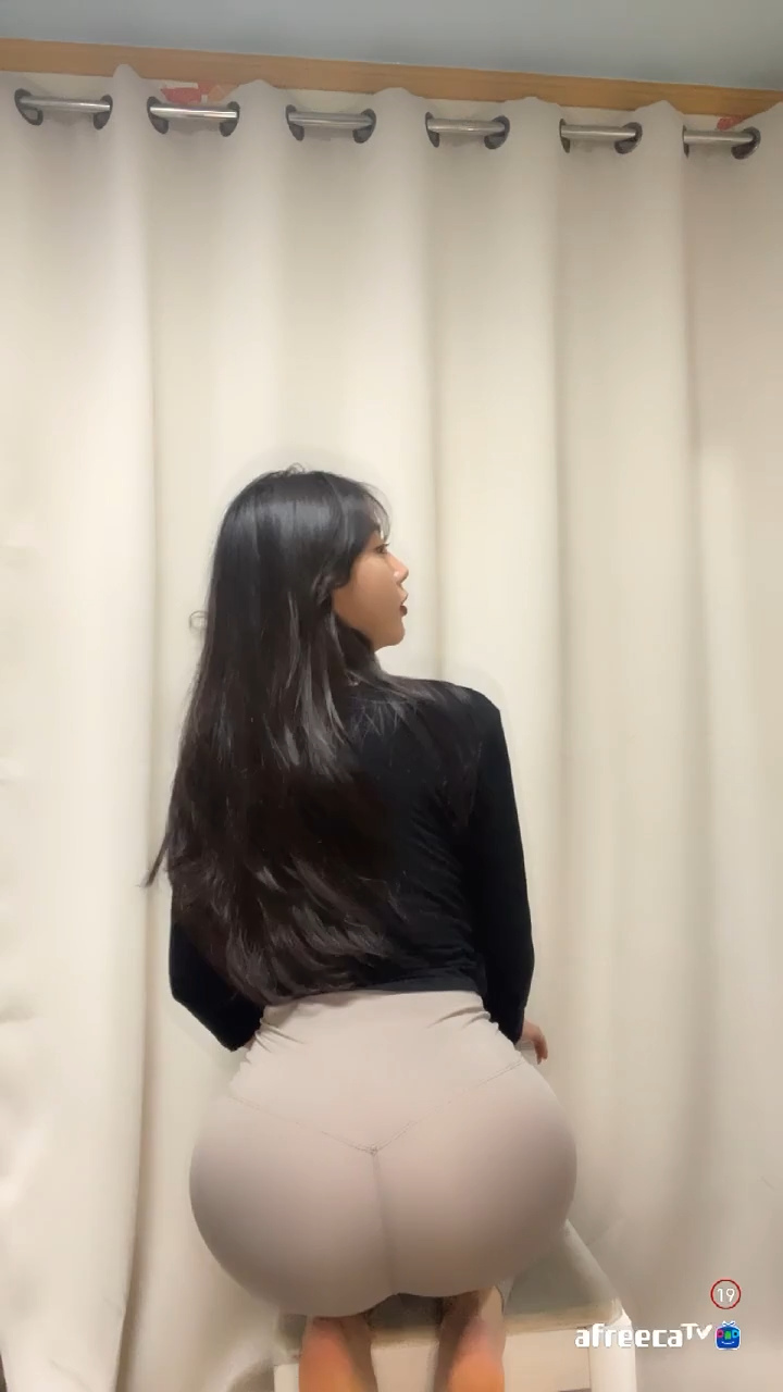 콩순O（nhs960212）레깅스 몸매 뒤태가 지리는