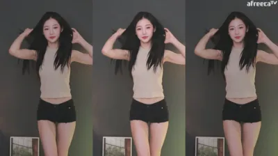 d사라b（sara44244）230417